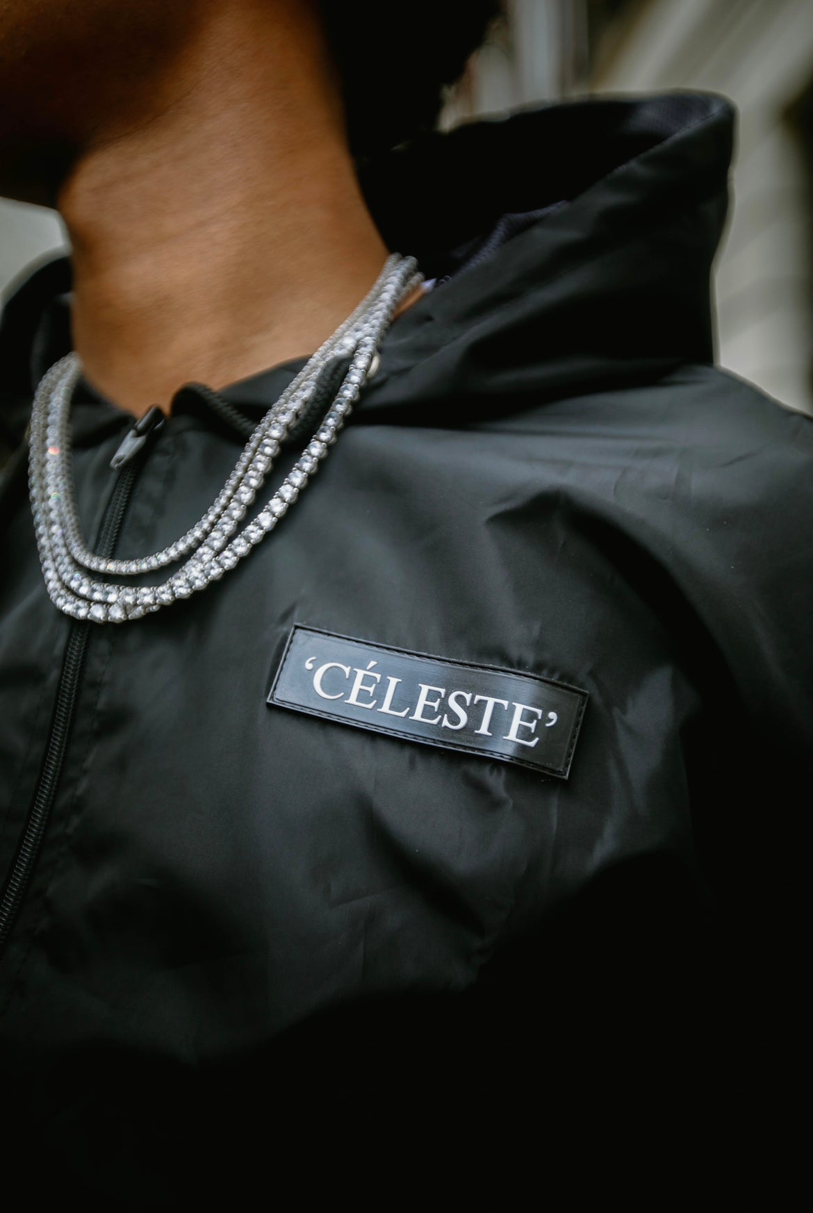 Céleste black windbreaker